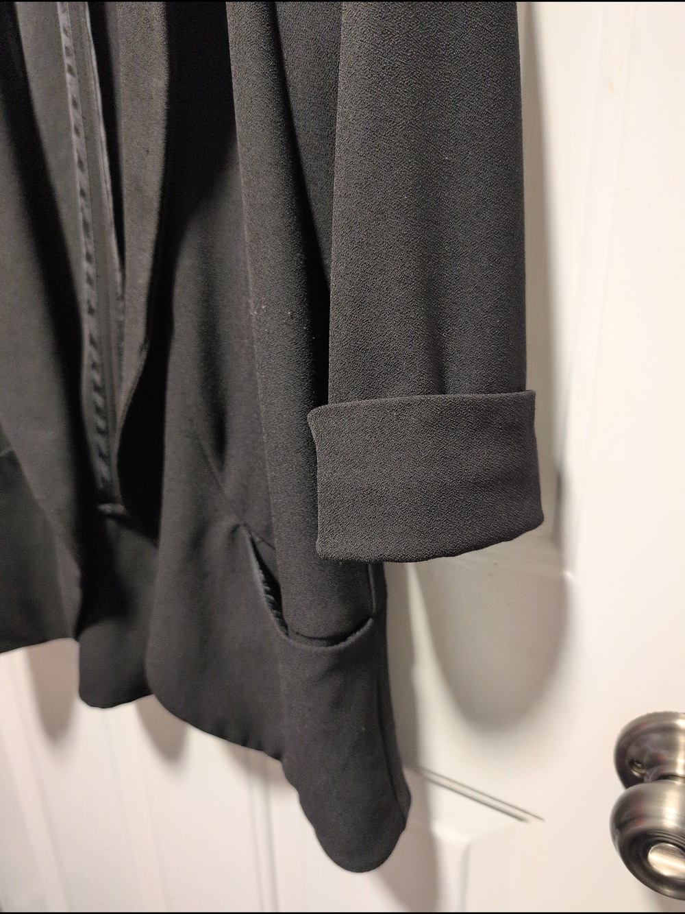 Dynamite Black Open Front Blazer - Picture 5 of 8